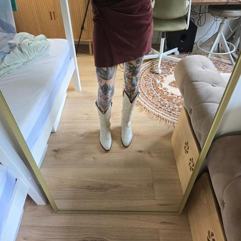 Dwrs dw
\rs cowboy laarzen 40, Kleding | Dames, Schoenen, Zo goed als nieuw, Hoge laarzen, Wit, Verzenden