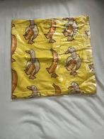 Banana duck Meme kussenhoes 43cm x 43cm Gloednieuw!!, Ophalen of Verzenden, Nieuw, Overige kleuren, Vierkant
