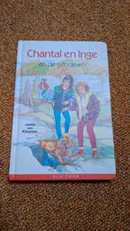 J. van Klaveren - Chantal en Inge en de gifboeven, Boeken, Ophalen of Verzenden, Zo goed als nieuw, J. van Klaveren