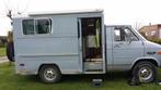 Chevy G 30 oud USA legerambulance bj 1985, Caravans en Kamperen, Campers, Buscamper of Camperbus, Tot en met 2, Diesel, Particulier