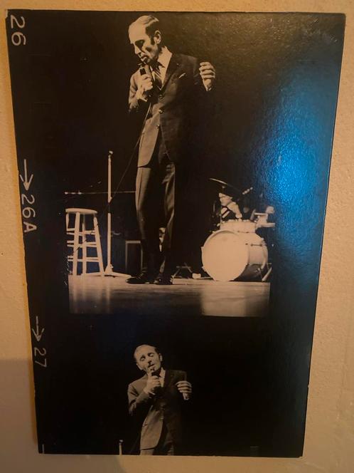 Charles Aznavour te R’dam.Zwart-wit foto van een optreden, Antiek en Kunst, Kunst | Tekeningen en Foto's, Ophalen of Verzenden