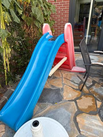 Gratis Glijbaan beschikbaar voor biedingen