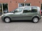Skoda Roomster 1.4-16V Style NIEUWE APK / RIJDT GOED / TREKH, Voorwielaandrijving, Gebruikt, Zwart, 4 cilinders