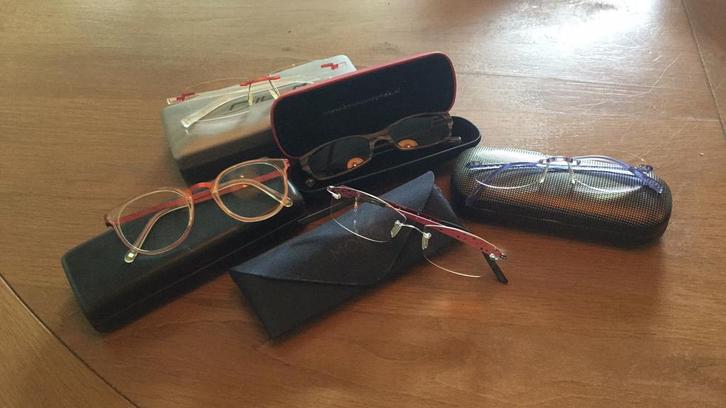 Damesmonturen, Sieraden, Tassen en Uiterlijk, Zonnebrillen en Brillen | Dames, Zo goed als nieuw, Overige merken, Ophalen