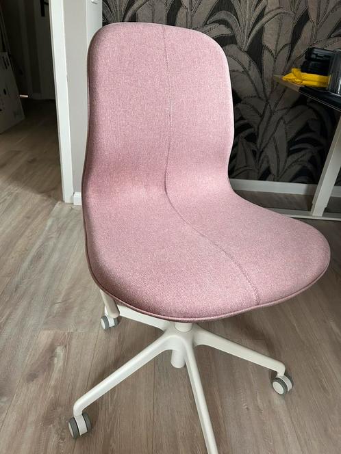 Nog nieuwe IKEA Bureastoel Langfjall, roze!, Huis en Inrichting, Bureaustoelen, Zo goed als nieuw, Roze, Ophalen