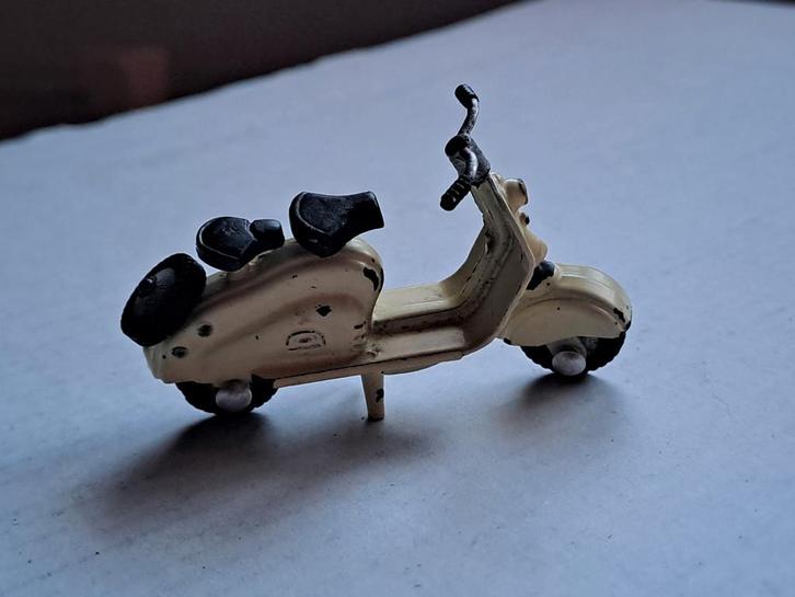 Mini Lambretta Scooter Model 1:6, Hobby en Vrije tijd, Modelbouw | Auto's en Voertuigen, Gebruikt, Overige typen, 1:50 of kleiner
