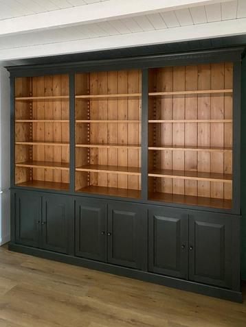 Maatwerk Kast Massief Houten Boekenkast Bibliotheekkast  beschikbaar voor biedingen