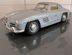 Mercedes Benz 300 SL 1955 Bburago 1.18, Hobby en Vrije tijd, Modelauto's | 1:18, Ophalen, Zo goed als nieuw, Bburago