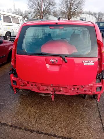 Plaatwerk delen voor een Daihatsu Sirion bj.2008 beschikbaar voor biedingen