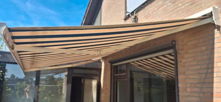 ●4mBreed ×2,5m Verano Electr ●4mBr ×3m handb ●3mBr ×2m handb, Tuin en Terras, Zonneschermen, Gebruikt, Knikarmscherm, Ophalen