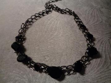 metalen schakel ketting met zwarte stenen nr k 5207 beschikbaar voor biedingen