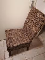 Nette rieten stoel met houten poten, Huis en Inrichting, Stoelen, Ophalen, Riet of Rotan, Gebruikt, Bruin