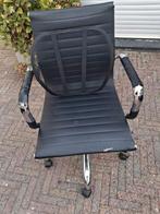Zwarte bureau stoel. Gratis!, Ophalen, Gebruikt, Zwart