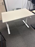 IKEA Trotten | Zit-sta bureau | Beige / Wit, Huis en Inrichting, Bureaus, Ophalen, In hoogte verstelbaar, Zo goed als nieuw, Stabureau