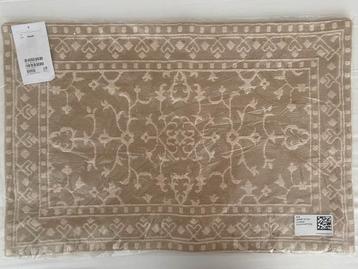 H&M Twee kussenhoezen van katoenen canvas (ook los te koop) beschikbaar voor biedingen