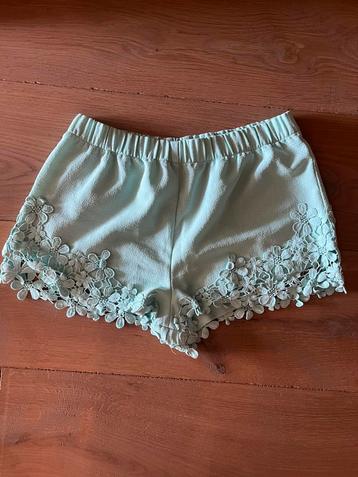 Korte broek Zara maat M beschikbaar voor biedingen