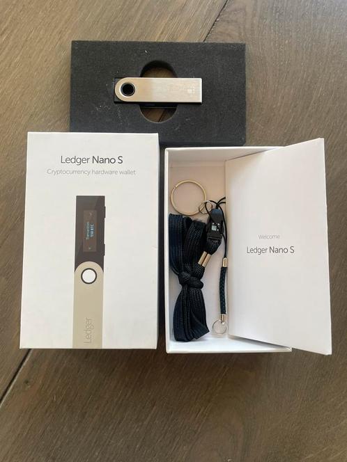 Ledger nano S, Computers en Software, USB Sticks, Zo goed als nieuw, 1 GB of minder, Ophalen of Verzenden