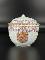 Chinees porselein pot Chine de Commande wapen famille rose, Antiek en Kunst, Antiek | Porselein, Ophalen of Verzenden