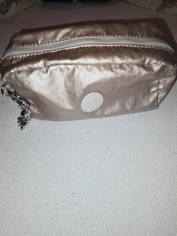 Kipling toilettasje  beschikbaar voor biedingen