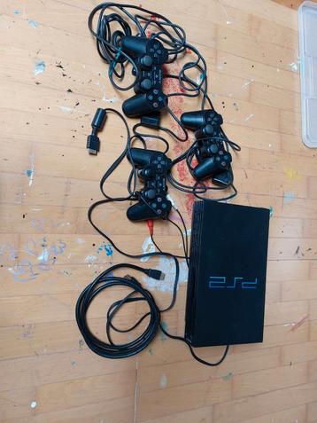 Playstation 2 ps2 met 3 controllers  beschikbaar voor biedingen