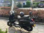 Senzo scooter (45 km), bj 2024, 700 km, Fietsen en Brommers, Snorfietsen en Snorscooters, Zo goed als nieuw, Benzine, Ophalen
