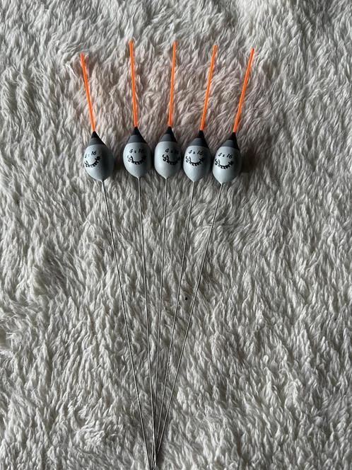 adv 61 / NIEUW set 5 dobbers BAZZERLA 0,50gr, Watersport en Boten, Hengelsport | Witvissen, Nieuw, Dobber of Lood, Ophalen of Verzenden