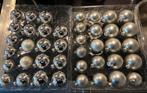 41 Kerstballen, zilver en matwit, Diversen, Kerst, Ophalen, Zo goed als nieuw