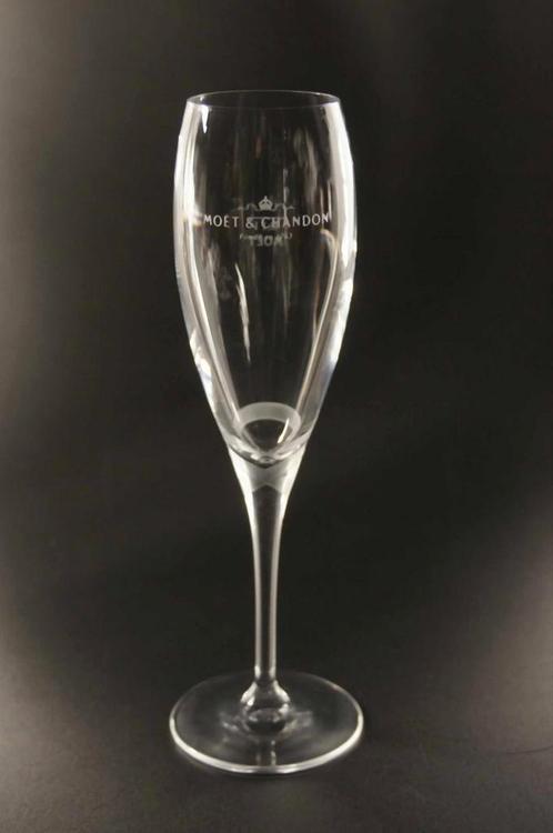 6 Möet & Chandon cristallen champagne flutes. Ik heb er 90, Verzamelen, Glas en Borrelglaasjes, Zo goed als nieuw, Ophalen of Verzenden