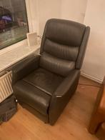 Elektrisch verstelbare stoel, Ophalen, Zo goed als nieuw, 50 tot 75 cm