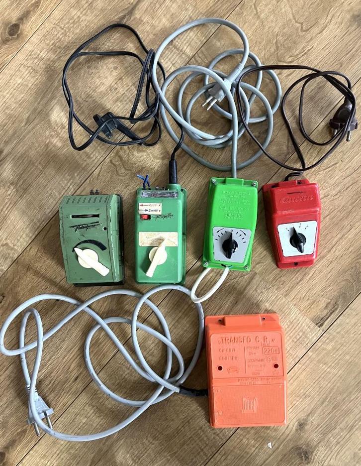 Trafos, Hobby en Vrije tijd, Modeltreinen | H0, Gebruikt, Transformator of Voeding, Gelijkstroom, Overige merken, Analoog, Ophalen of Verzenden