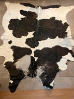 Koeienhuid / koeienvel vloerkleed - zwart /wit gevlekt, 150 tot 200 cm, 200 cm of meer, Ophalen of Verzenden, Zo goed als nieuw