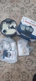 Drink fontein voor kat of hond zgan, Dieren en Toebehoren, Ophalen, Zo goed als nieuw