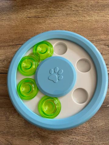 Voerpuzzel kat beschikbaar voor biedingen
