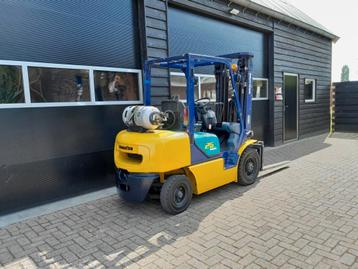 Komatsu FG 25 Heftruck Freelift Sideshift Triplex - LPG beschikbaar voor biedingen
