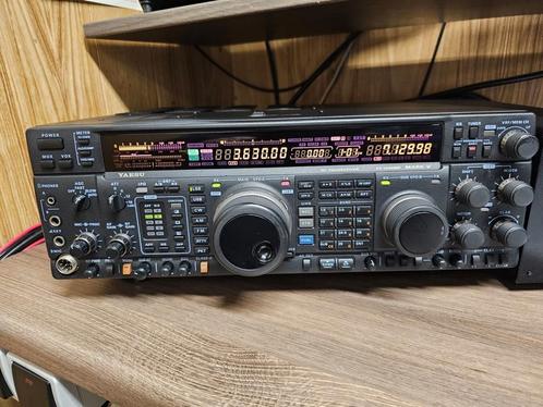 Yaesu FT 1000 mp mark v 200 watt, Telecommunicatie, Zenders en Ontvangers, Gebruikt, Zender en Ontvanger, Ophalen of Verzenden