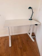 Elektrisch Zit-Sta Bureau, Huis en Inrichting, Bureaus, Ophalen of Verzenden, Elektrisch, Zo goed als nieuw, Stabureau