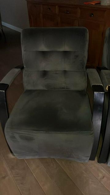 Fauteuil beschikbaar voor biedingen