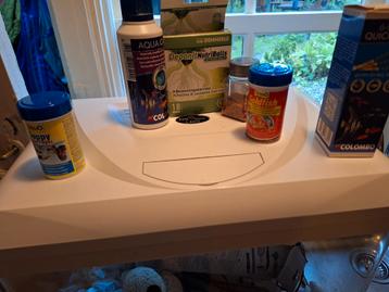 Aquarium inclusief veel toebehoren! beschikbaar voor biedingen