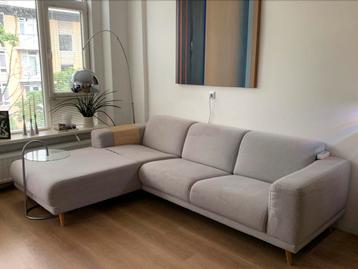Grijze hoekbank met chais longue