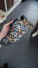 Skechers sneakers maat 34 - zwart met hartjes, Ophalen of Verzenden, Zo goed als nieuw
