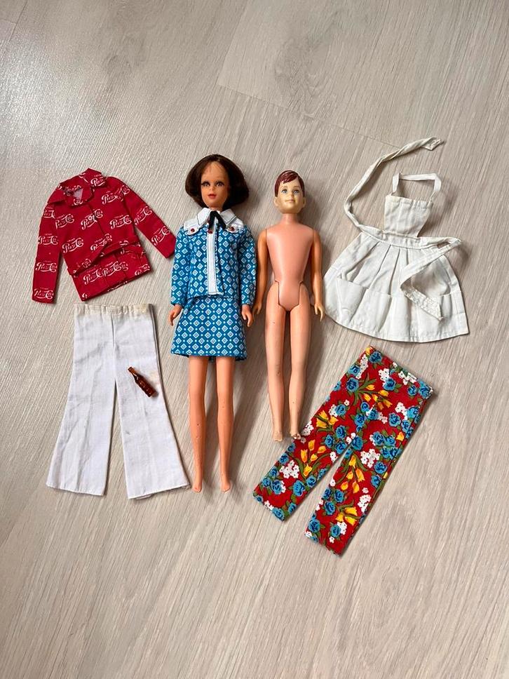 Vintage Barbie Francie Ricky lot, Verzamelen, Poppen, Gebruikt, Kleertjes, Ophalen of Verzenden