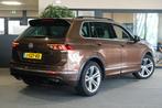 Volkswagen Tiguan 1.4 TSI ACT DSG R-Line Navi Keyless Cam Pd, Auto's, Volkswagen, Stof, 4 cilinders, Grijs, SUV of Terreinwagen