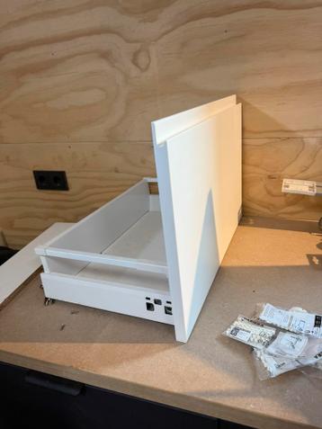 IKEA Metod elementen en lades met Voxtorp frontjes - afbeelding 2