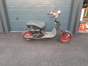 Aprilia Habana 50 2 takt scooter beschikbaar voor biedingen