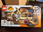 Lego 76945 Atrociraptor Dinosaur Bike Chase - Nieuw!, Ophalen of Verzenden, Nieuw, Complete set, Lego
