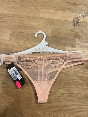 Andres Sarda string maat 38 NIEUW!! Nu €10,- beschikbaar voor biedingen