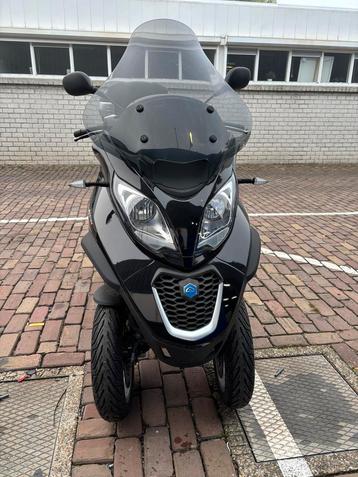 Piaggio MP3 - Weinig KM, Perfect Onderhouden beschikbaar voor biedingen