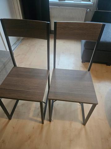 stevige strakke stoelen 
