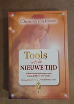 Tools voor de nieuwe tijd - Christina Von Dreien
46 kaarten, Boeken, Ophalen of Verzenden, Zo goed als nieuw, Tarot of Kaarten leggen