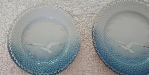 2 st. Bing&Grondahl borden met openrand en goud, Antiek en Kunst, Antiek | Servies los, Ophalen of Verzenden